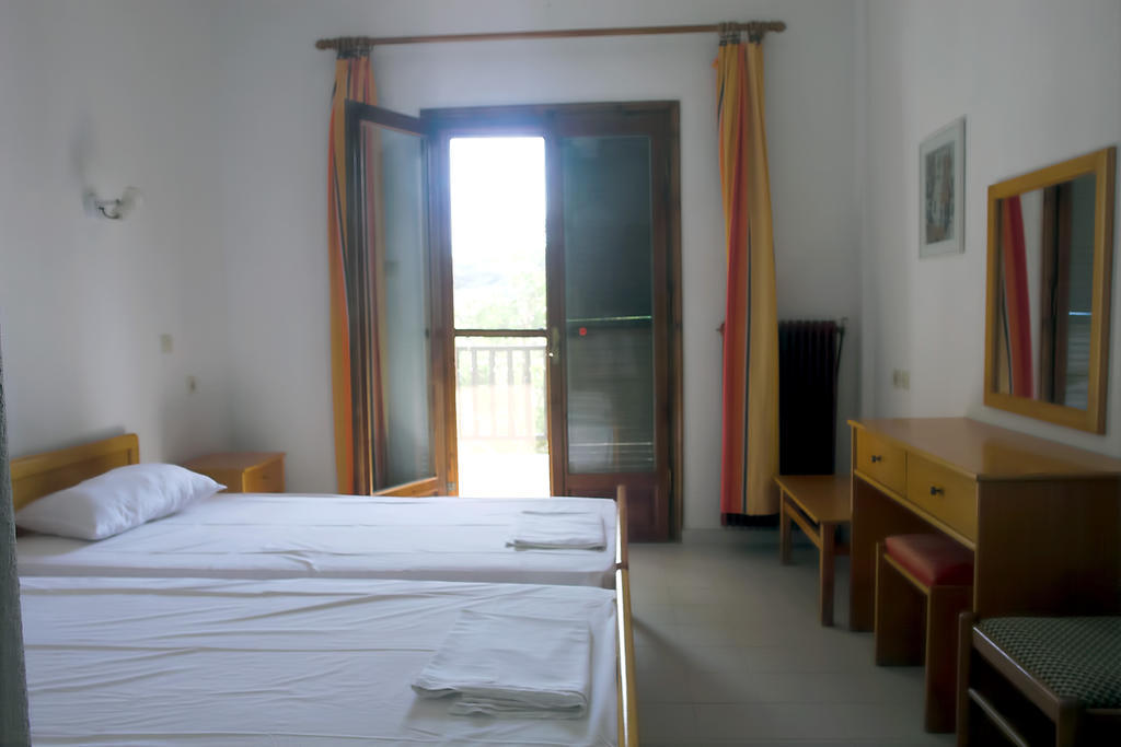 Art Hotel Panorama Pyrgadikia Room photo